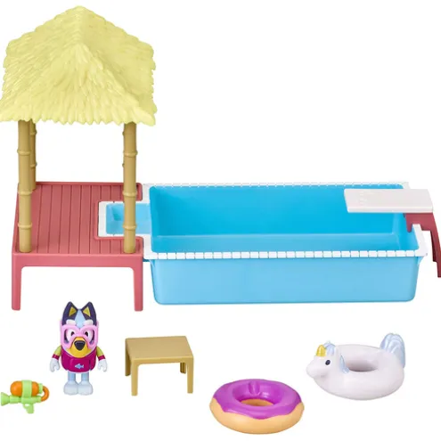 Bluey Pool Time Fun Playset