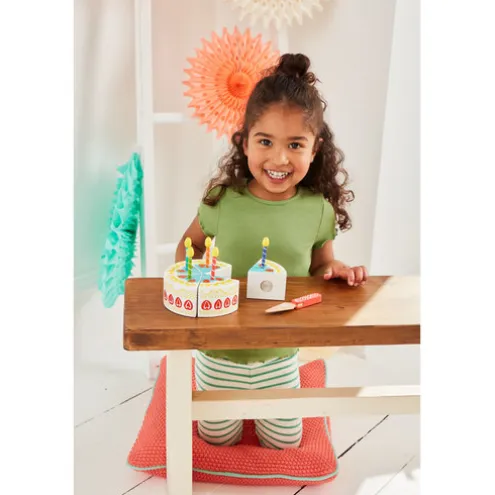 Early Learning Centre Wooden Birthday Cake