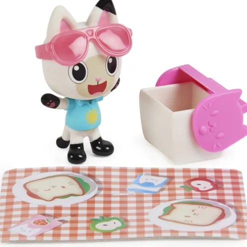 Gabby's Dollhouse Carlita and Pandy Paws Picnic Playset