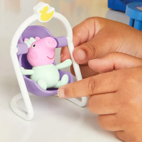 Peppa Pig Peppa's Big Family House Playset with Evie