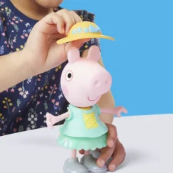 Peppa Pig Peppa's Dress Up Wardrobe Playset