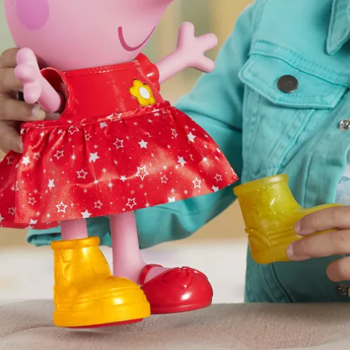 Peppa Pig Peppa's Muddy Puddles Party Interactive Doll