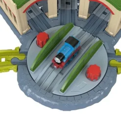 Thomas & Friends Exploring Tidmouth Sheds Train Track