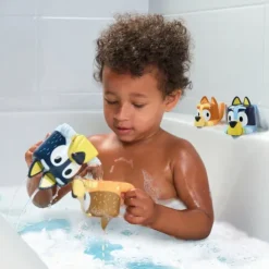 Tomy Toomies Bluey Family Bath Pourers 4 Pack